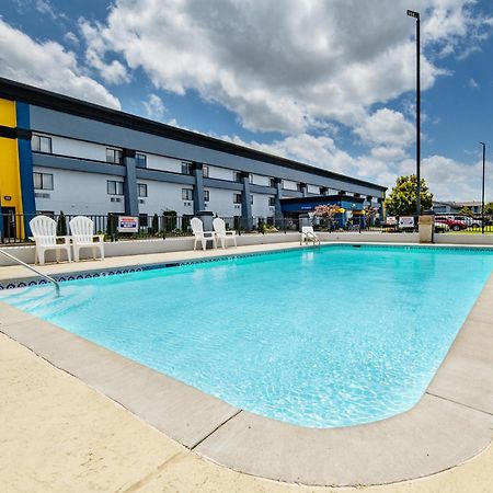 Days Inn By Wyndham פורט סמית' מראה חיצוני תמונה