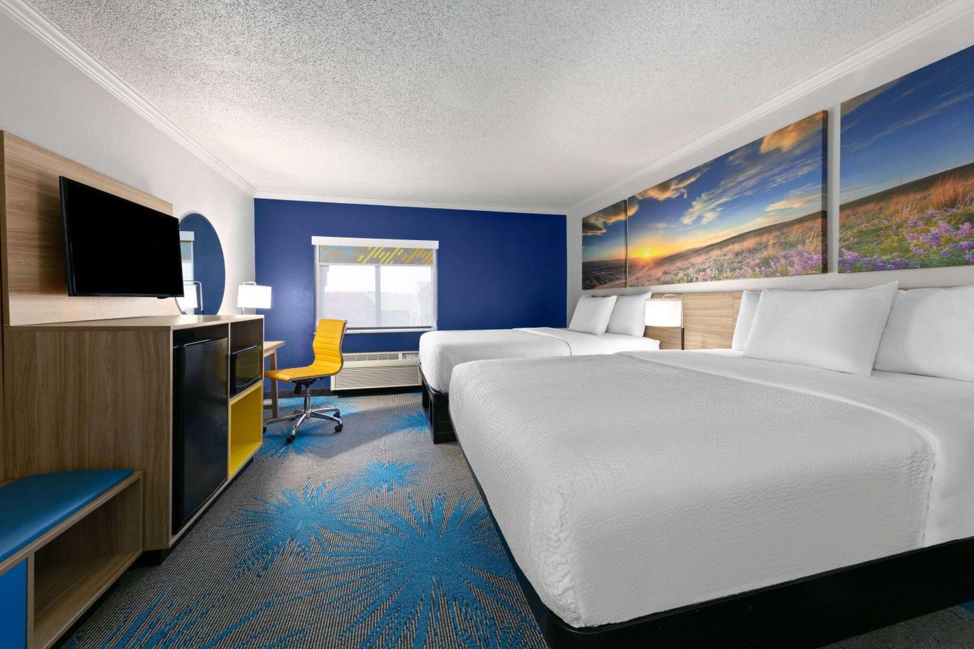 Days Inn By Wyndham פורט סמית' מראה חיצוני תמונה